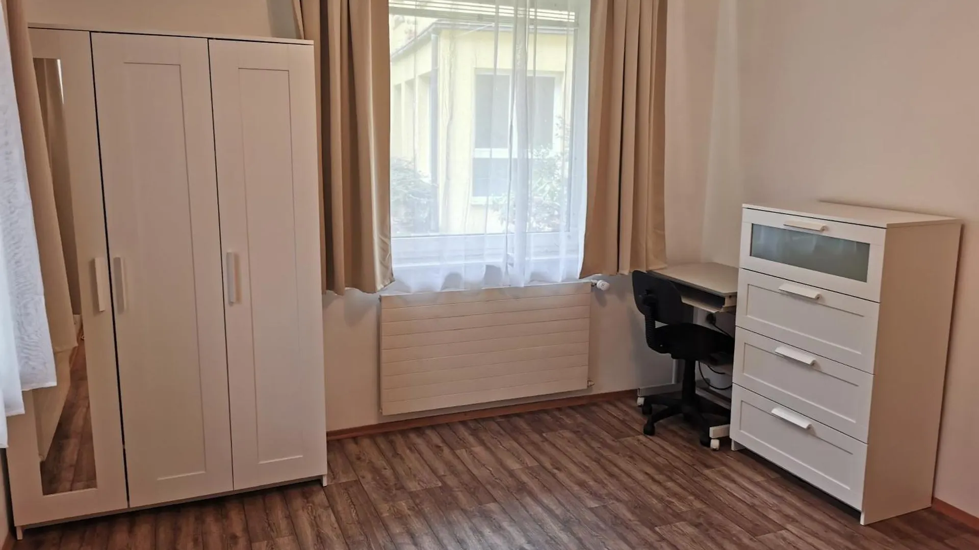Ferienunterkuenfte In Sievering Mit Self-Check-In Vienna 0*,  Austria